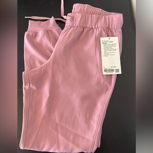Lululemon On The Fly Jogger *Woven